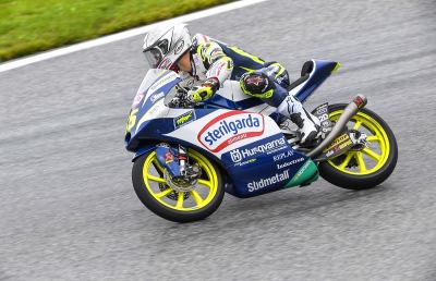 Moto3, Fenati parte molto indietro nel Gran Premio d'Austria. Biaggi: “Speriamo di recuperare in gara”