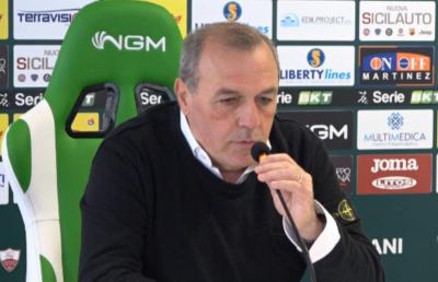 Salernitana, a sorpresa rinviata la conferenza stampa di presentazione di Castori