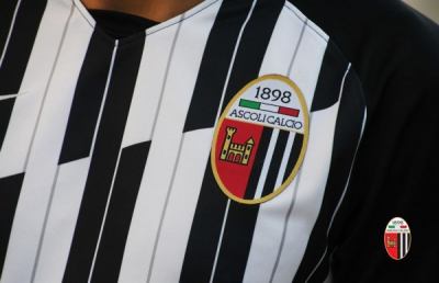Serie B 2020/2021, calciatori potranno tornare a scegliere numeri maglia dal 2 al 99