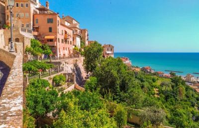 Marche: Grottammare in gara per ''Il Borgo dei Borghi''