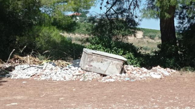Ripatransone, sindaco: “Individuato il responsabile dell'abbandono di rifiuti. Controlli nei punti sensibili”