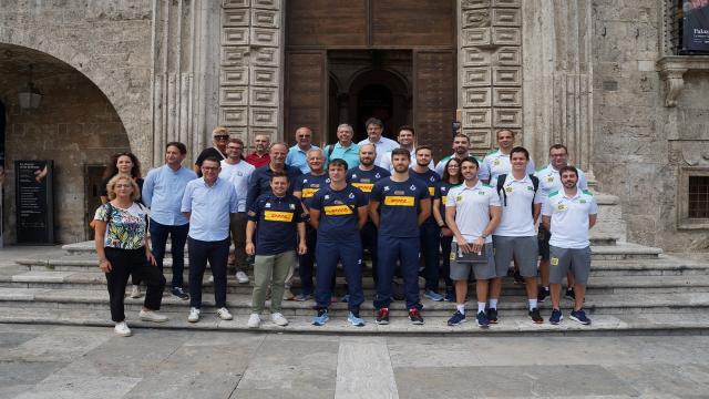 Monteprandone, le Nazionali Under 20 di volley di Italia e Brasile in visita ad Ascoli Piceno