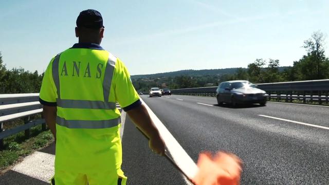 Anas, al via fine settimana di esodo da bollino nero. Rimossi cantieri sul raccordo Ascoli-Porto d’Ascoli