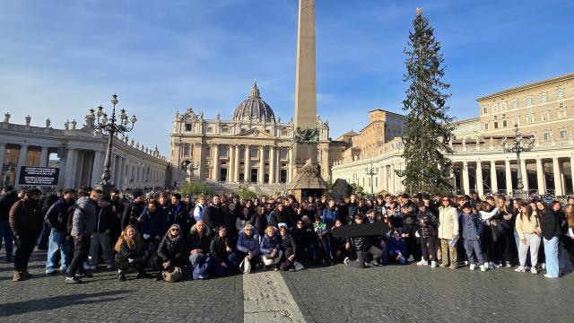 Gli alunni dell'IIS ''A. Capriotti'' di San Benedetto incontrano Papa Francesco 