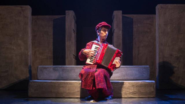 Al Teatro Ventidio Basso di Ascoli Piceno si conclude con 'Giovannin senza parole' la stagione dedicata ai ragazzi