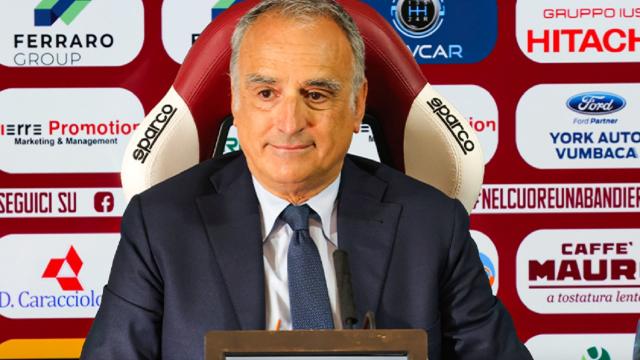 Reggina, club in vendita dopo l'iscrizione al campionato di B. Si dimette il presidente Cardona
