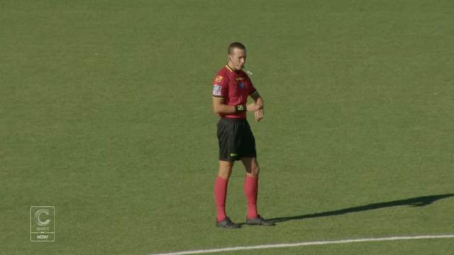 Ascoli-Pontedera, arbitra Pizzi di Bergamo. Tanti cartellini nelle sue prime gare stagionali