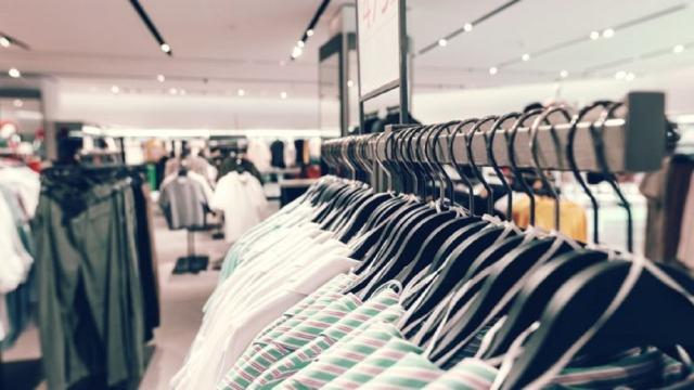 Le professioni più richieste del momento: trovare lavoro come commesso