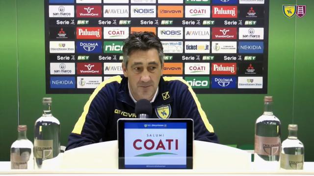 Chievo-Cosenza 2-0, le voci di Aglietti e Occhiuzzi post gara