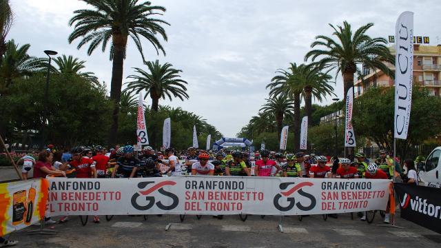 Gran Fondo San Benedetto del Tronto, dalle visite guidate al biglietto della Lotteria Italia in omaggio