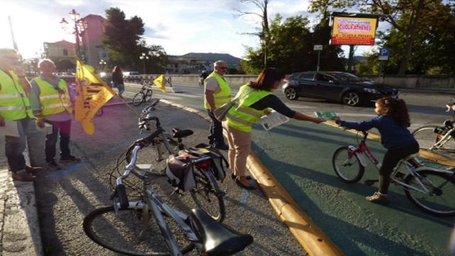 Fiab-Amici della Bicicletta di Ascoli Piceno incentiva il bike-to-school e il bike-to-work