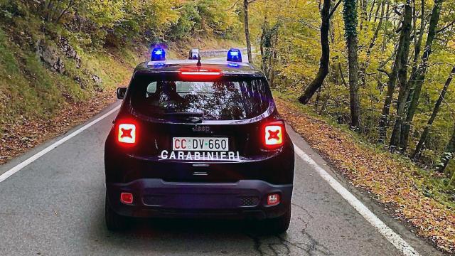 Carabinieri Ascoli, denunce e sanzioni per violazioni alle normative anti-Covid 