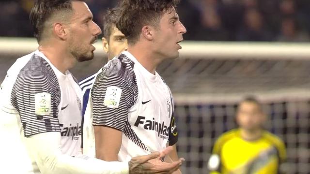 Ascoli Calcio, squalificato Giovane ed ammenda per lancio di petardi. Cittadella senza Giraudo