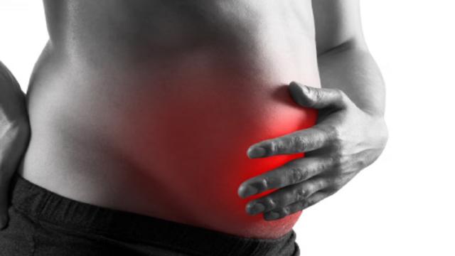 Pancia gonfia dopo mangiato? Cause e rimedi naturali per una digestione ottimale