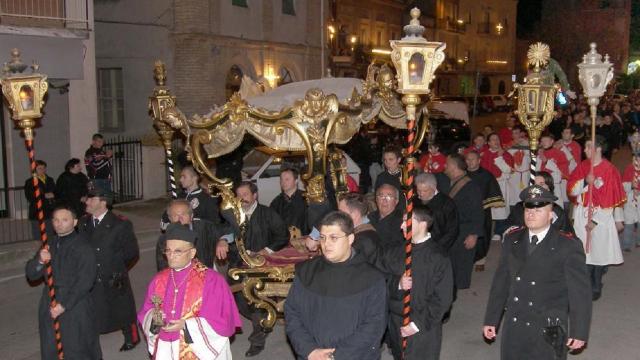 Acquaviva Picena, tutto pronto per la Solenne Processione del Cristo Morto