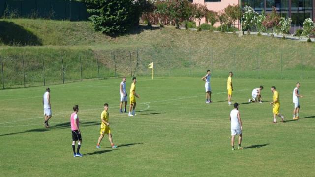 Monticelli Calcio, sconfitta di misura nella prima amichevole con l'Atletico Azzurra Colli