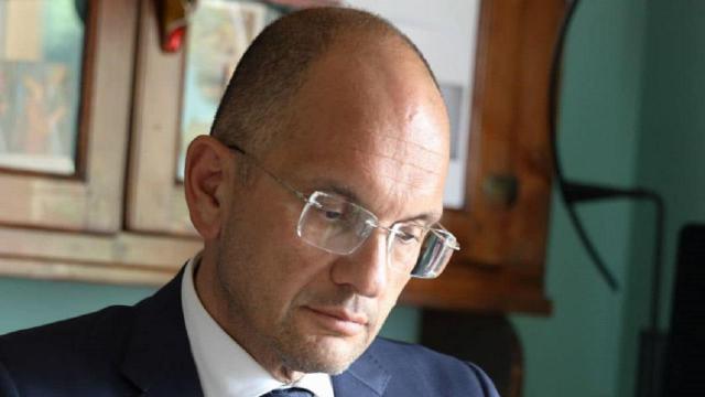 Nuovo piano stradale per l'Appennino centrale. Castelli: ''Rete su gomma imprescindibile per rilancio economico''