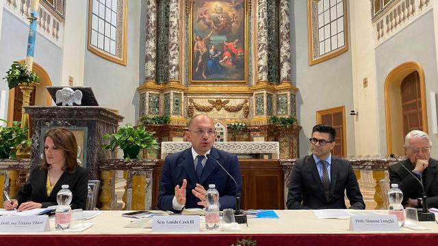 Sisma 2016, commissario Castelli: ''Cammini strategici per il rilancio del cratere''