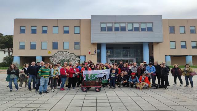 Giornata mondiale del libro, successo per la Camminata letteraria a San Benedetto del Tronto