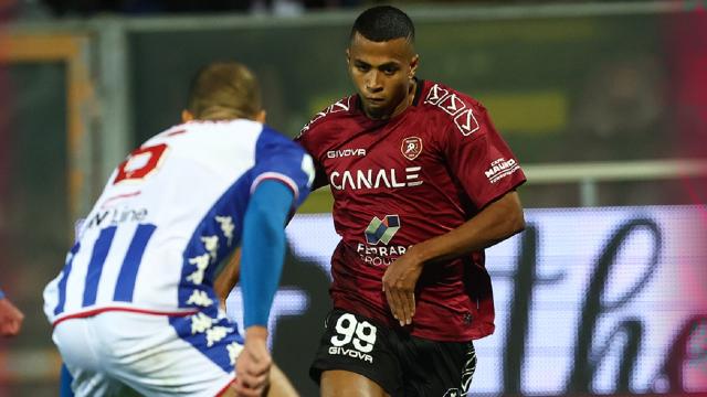Reggina-Bari 0-0, tanta tensione al 'Granillo' e Var decisivo nel cambiare due decisioni dubbie di Fabbri