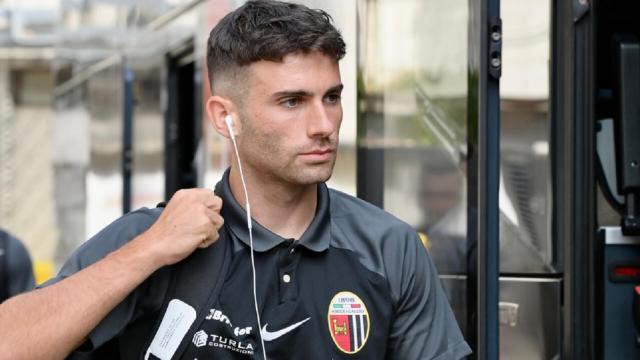 Ascoli Calcio, Kraja archivia le prime 5 presenze in B poi accusa a Lecco un serio infortunio al ginocchio 