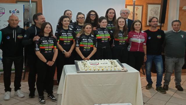 Ciclismo femminile, presentata ad Offida la squadra BTC City Lubiana–Zhiraf–Ambedo