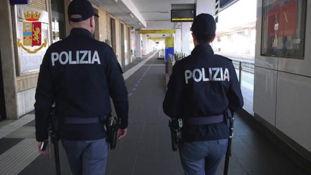 Polizia Ferroviaria San Benedetto, arrestato uomo ubriaco dopo pugno al volto di un agente