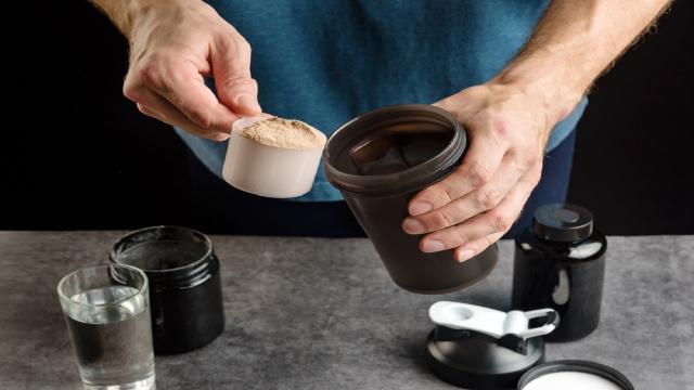 Whey isolate e prodotti alternative: che cosa scegliere