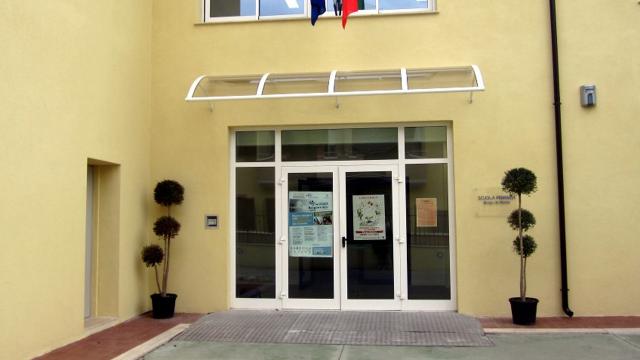 Scuola Primaria 'Dalla Chiesa' di Monteprandone, classe IVA conquista primo posto a concorso di poesia 'La Foglia D'Oro'