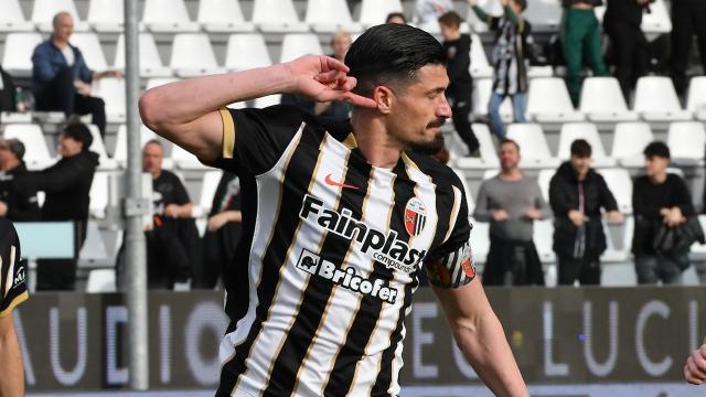 Ascoli Calcio, sono 8 i centrocampisti attualmente sotto contratto. Varone il meno giovane
