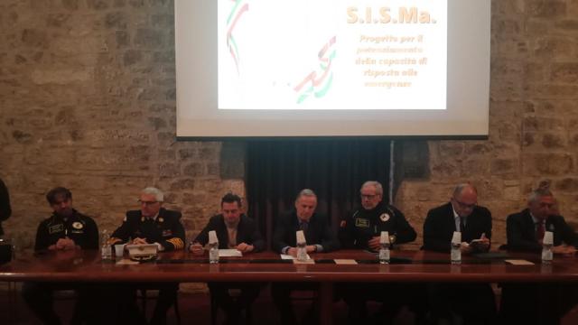 Ascoli, ecco il Nucleo di Protezione Civile dei Bersaglieri. Presente anche Guido Bertolaso per il progetto 'S.I.S.Ma.'