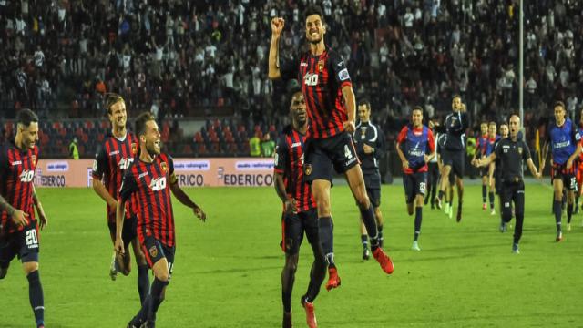 Serie B, curiosità e immagini salienti delle gare della sesta giornata d'andata