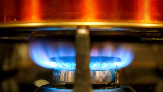 Cgil, e Federconsumatori Ascoli Piceno: assemblee informative su rischi termine mercato tutelato per energia e gas