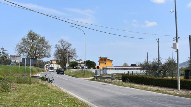 Monteprandone: urta un’auto in movimento e si dà alla fuga, conducente individuata e multata
