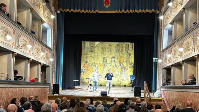 Ripatransone, serata finale della fortunata rassegna comica 'Ridendo con di(a)letto'