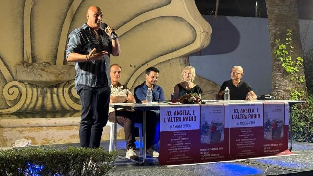 San Benedetto: ''Io, Angela, e L’Altra Radio'', grande successo per la presentazione in Palazzina Azzurra