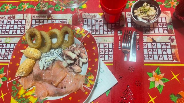Capodanno, Coldiretti: ''Festa a tavola da 2.5 miliardi di euro. Boom di riti scaramantici''