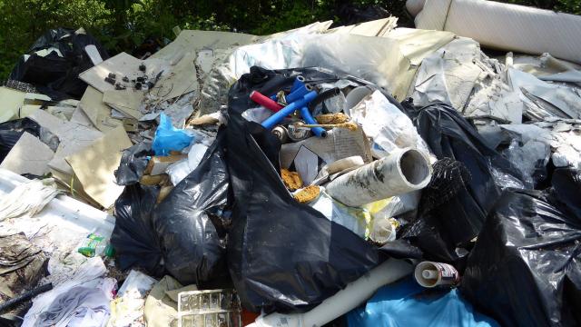 Ascoli Piceno, rimosso il materiale accumulato in zona Vallesenzana sulla Strada Provinciale 116