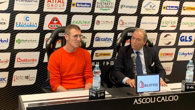 Ascoli Calcio, conferenza stampa di presentazione del nuovo allenatore Massimo Carrera