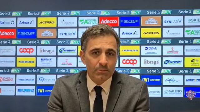 Cremonese-Monza 3-2, voci Pecchia (“Prestazione di livello”) e Stroppa (“Allucinante prendere gol da rimessa laterale”)