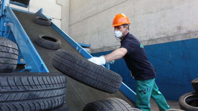 Ecopneus: nelle Marche raccolte oltre 5.600 tonnellate di pneumatici fuori uso nel 2024