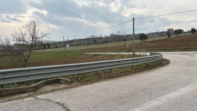 Ancarano, proseguono interventi di manutenzione e pulizia per la corretta regimentazione delle acque sulle strade