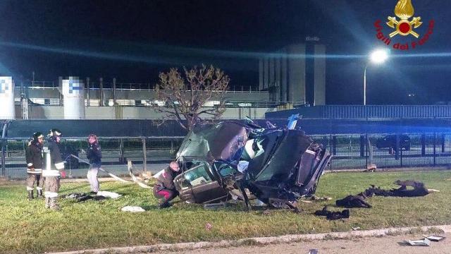 Ascoli Piceno, grave incidente stradale lungo la Zona Industriale. Ragazza trasporta a Torrette in eliambulanza 