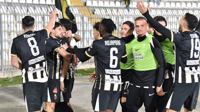 Ascoli Calcio, prima vittoria nel girone di ritorno. Quando segna Varone il Picchio ottiene i 3 punti