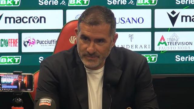 Ternana, nuovo colpo di scena. Lucarelli richiamato in panchina dopo la risoluzione del contratto con Andreazzoli
