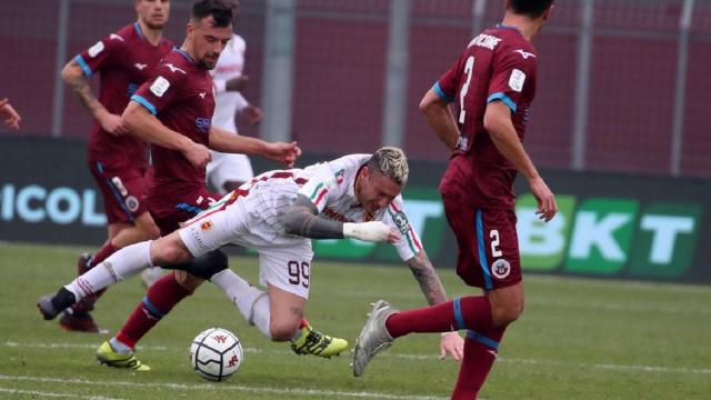 Reggiana, ancora una frattura per Ardemagni. Mano destra ko nel match con il Cittadella