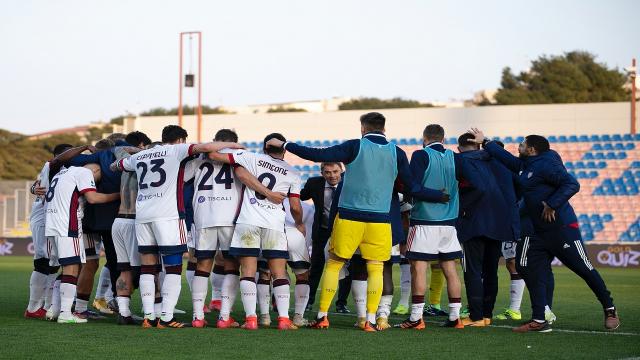 Crotone-Cagliari 0-2, highlights
