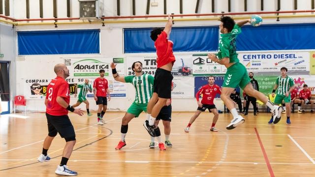 Pallamano Serie A Bronze, l'Handball Club Monteprandone batte il Team Mascalucia e si porta in vetta