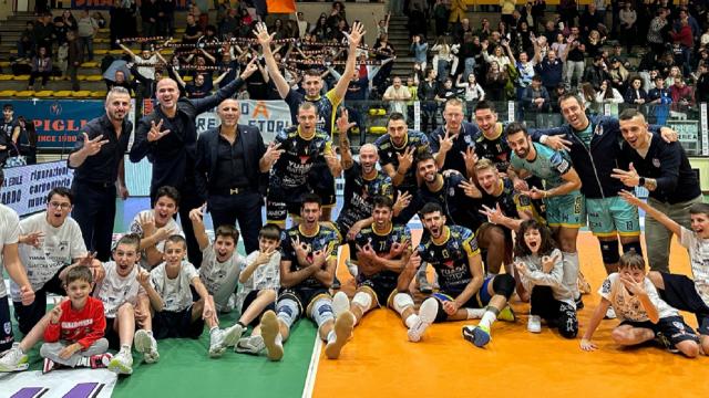 Pallavolo A2, la Yuasa Battery Grottazzolina mette la sesta e batte 3-1 la Tinet