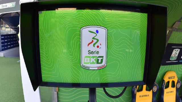 Serie B, con il match Chievo-Spal riparte la sperimentazione off-line del Var